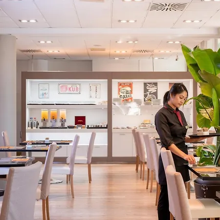 Savhotel Aemilia Hotell
